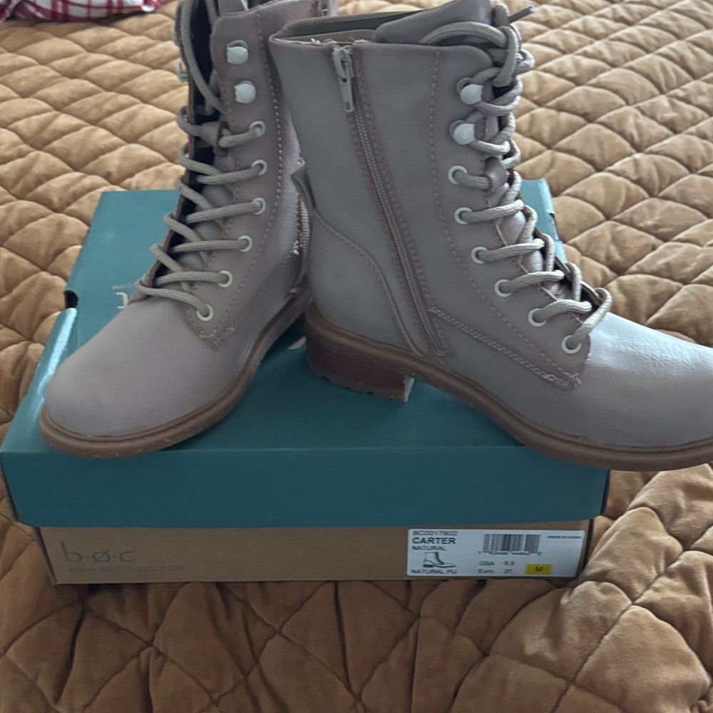 b.o.c. Women's Lace Up Tan Boots